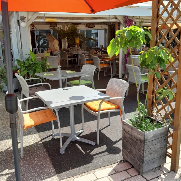 Le Cabanon - Restaurant Le Grau-du-Roi - Restaurant Le Grau-du-Roi vue mer